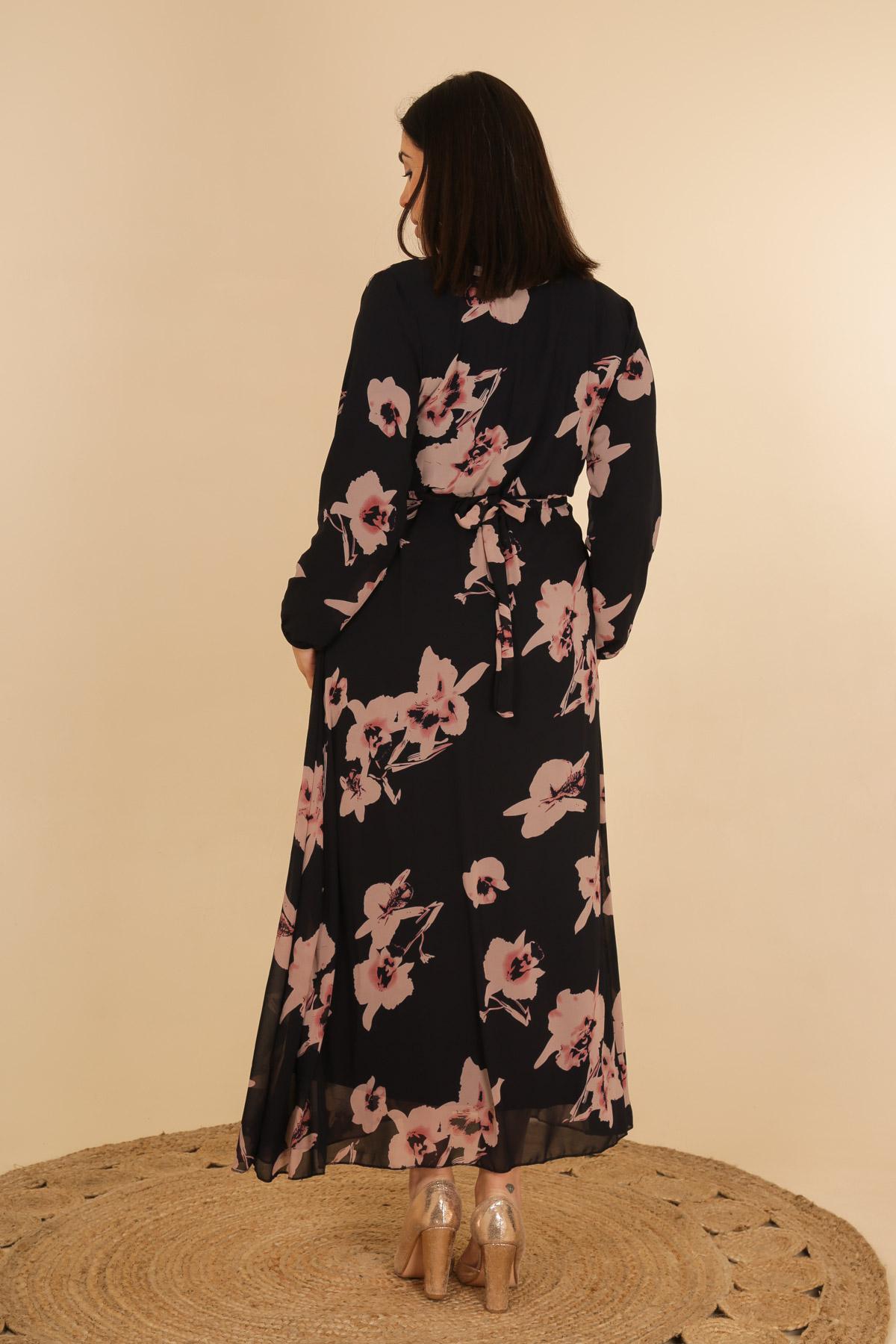 La robe fleurie - Big Fab Fashion