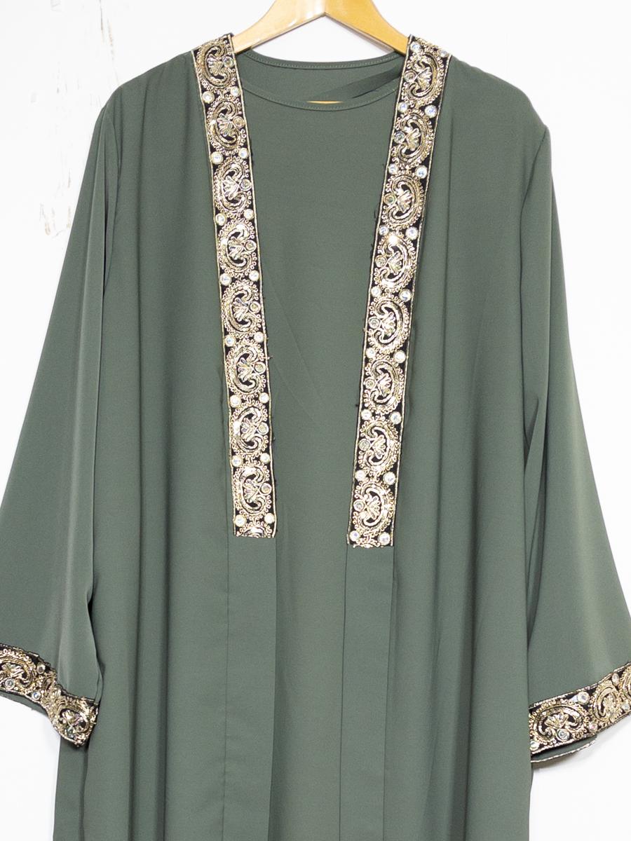 L'ensemble robe gilet brodé