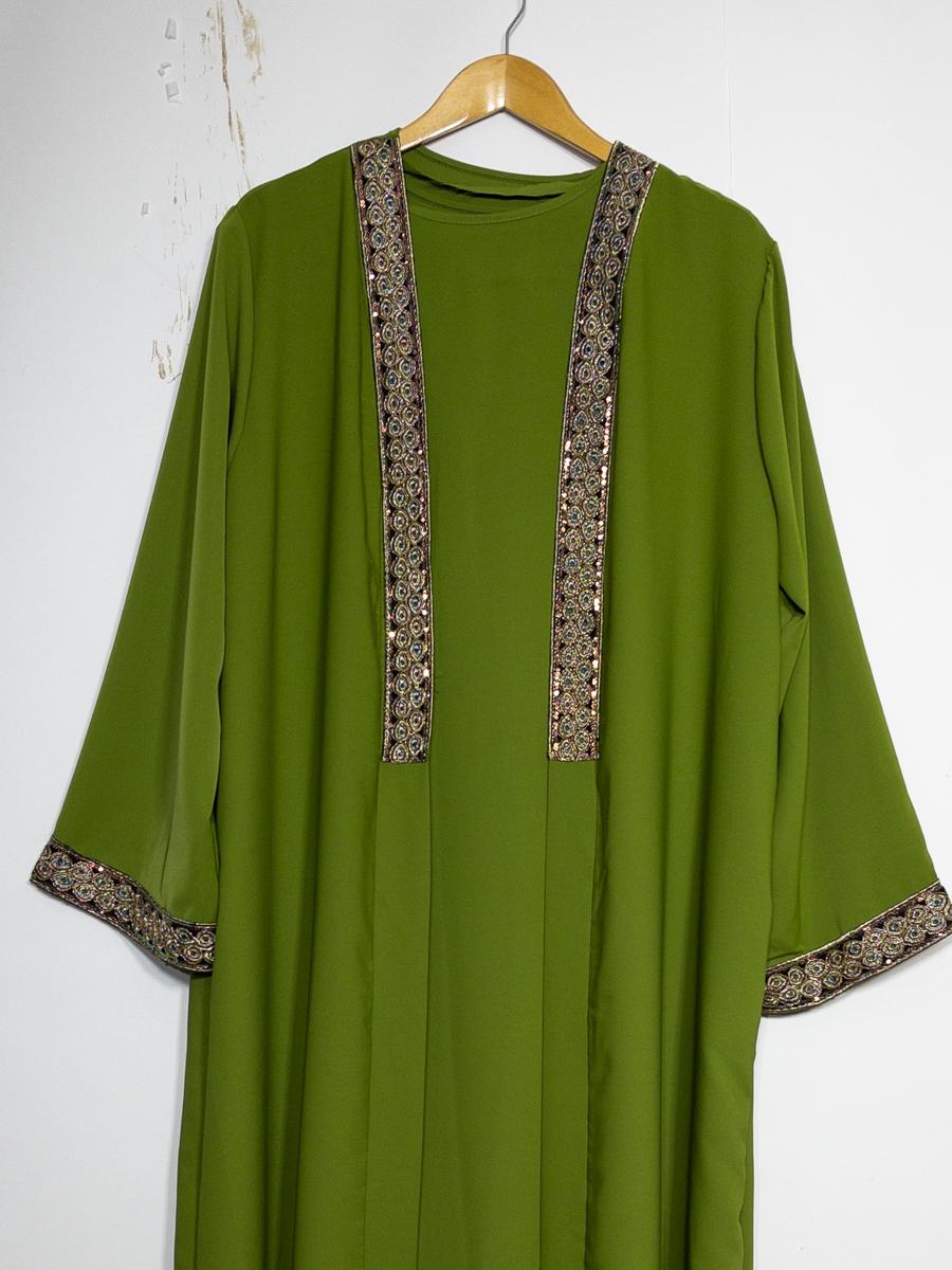 L'ensemble robe gilet brodé