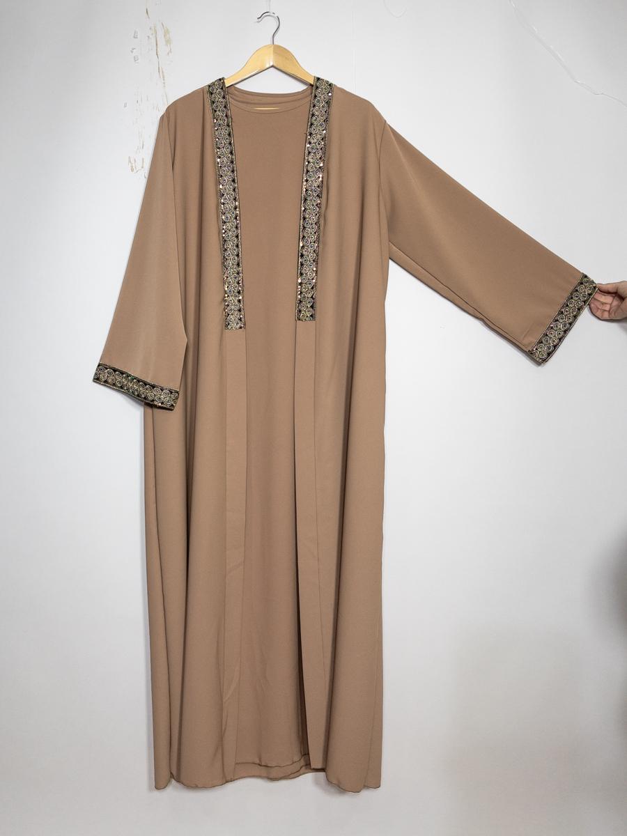 L'ensemble robe gilet brodé