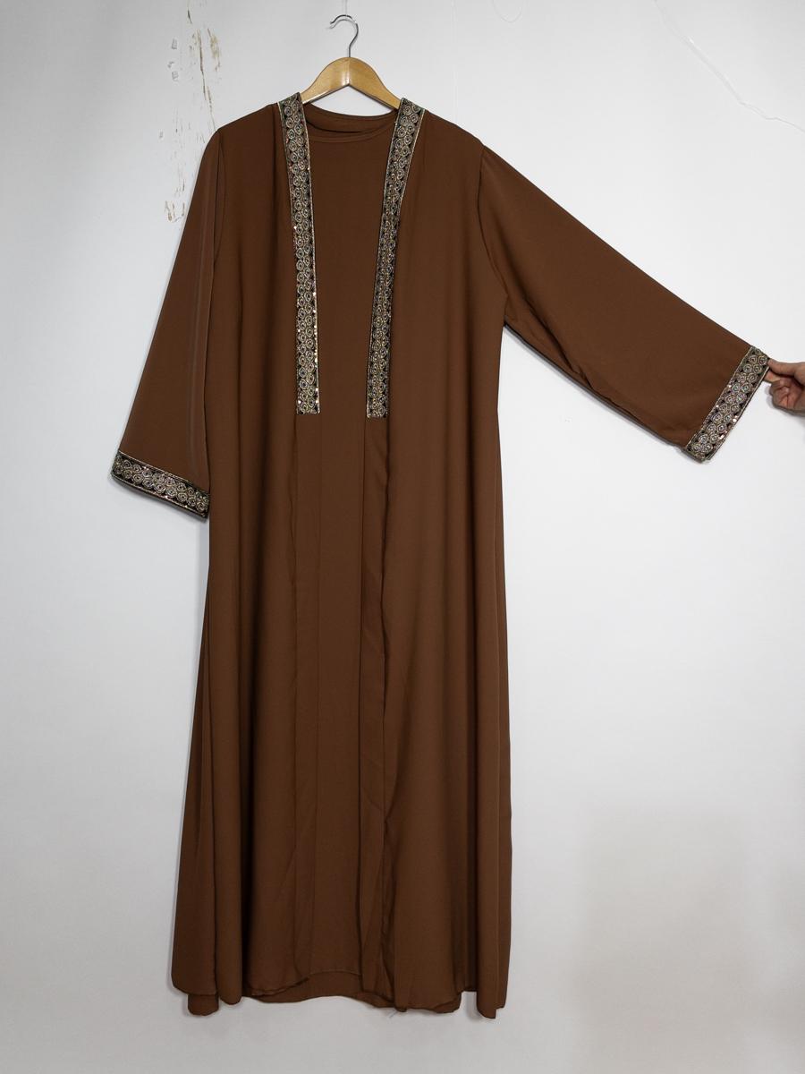 L'ensemble robe gilet brodé