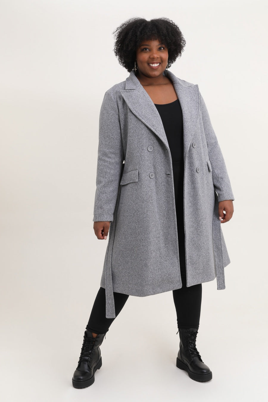 Le manteau à ceinture