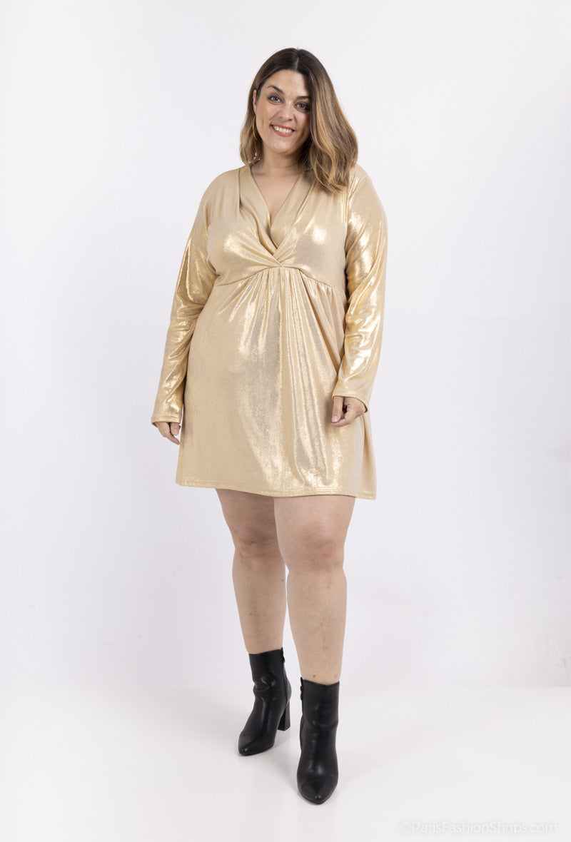 La robe brillante courte