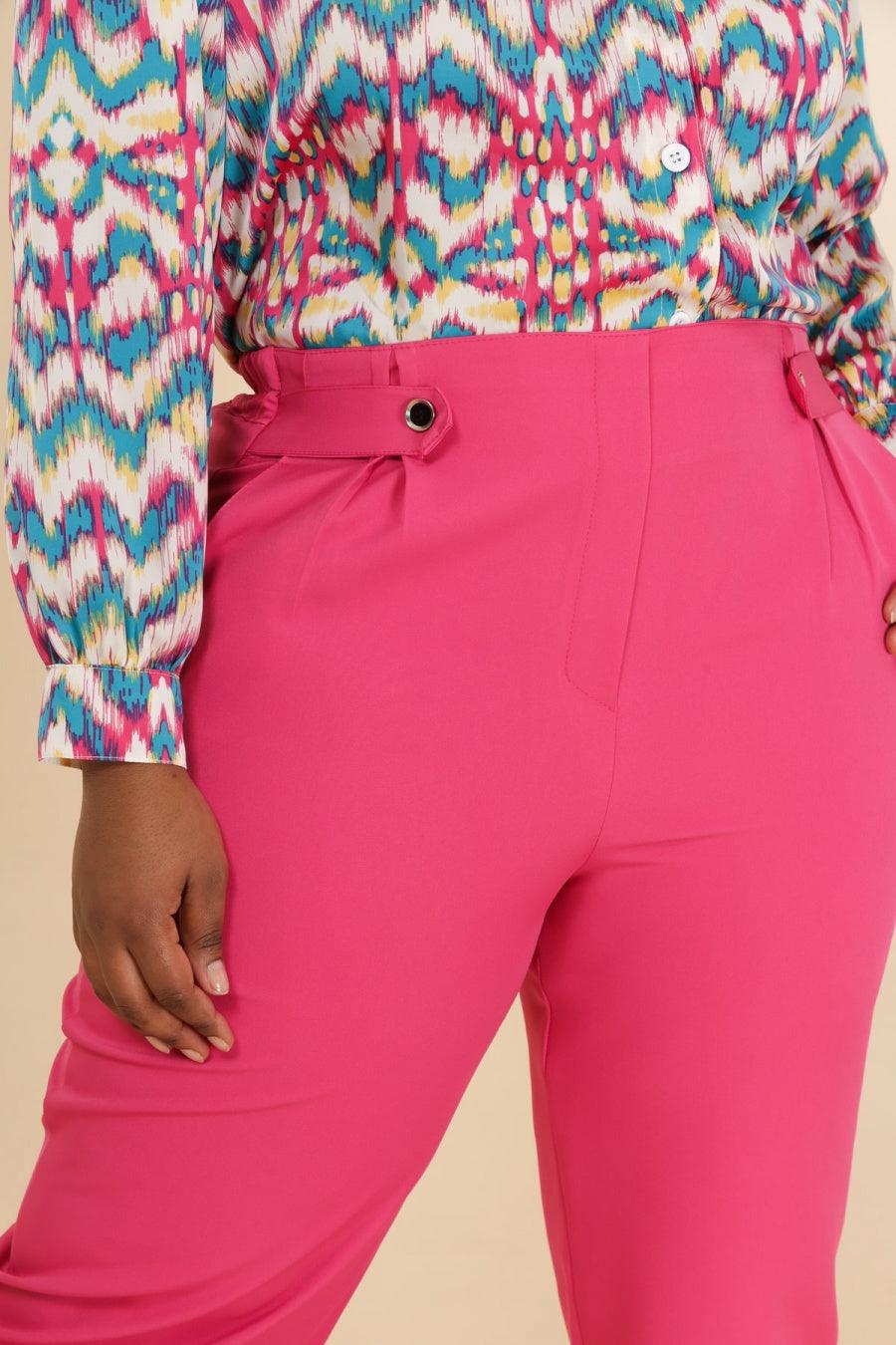 Le pantalon à boutons