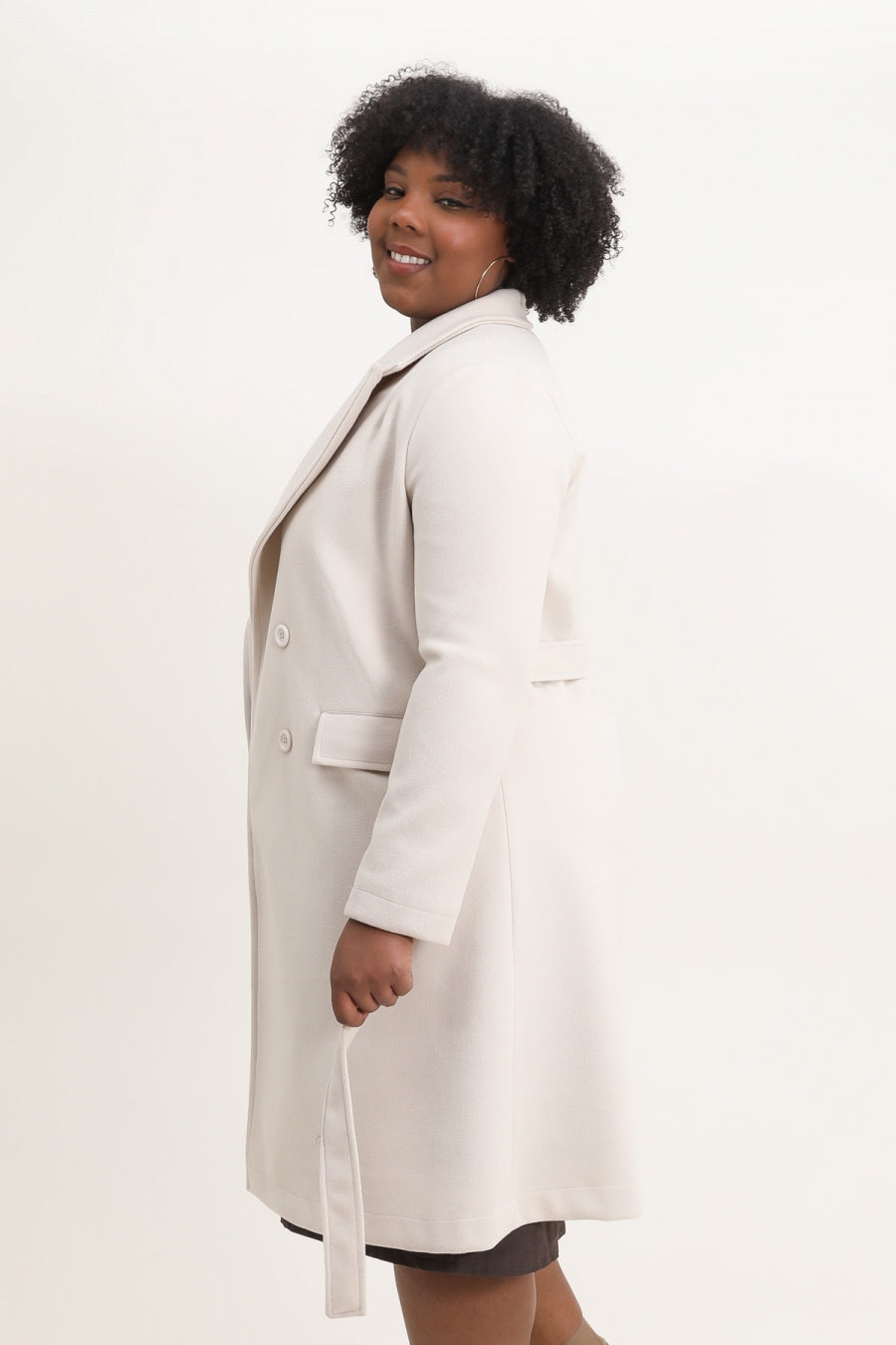 Le manteau à ceinture