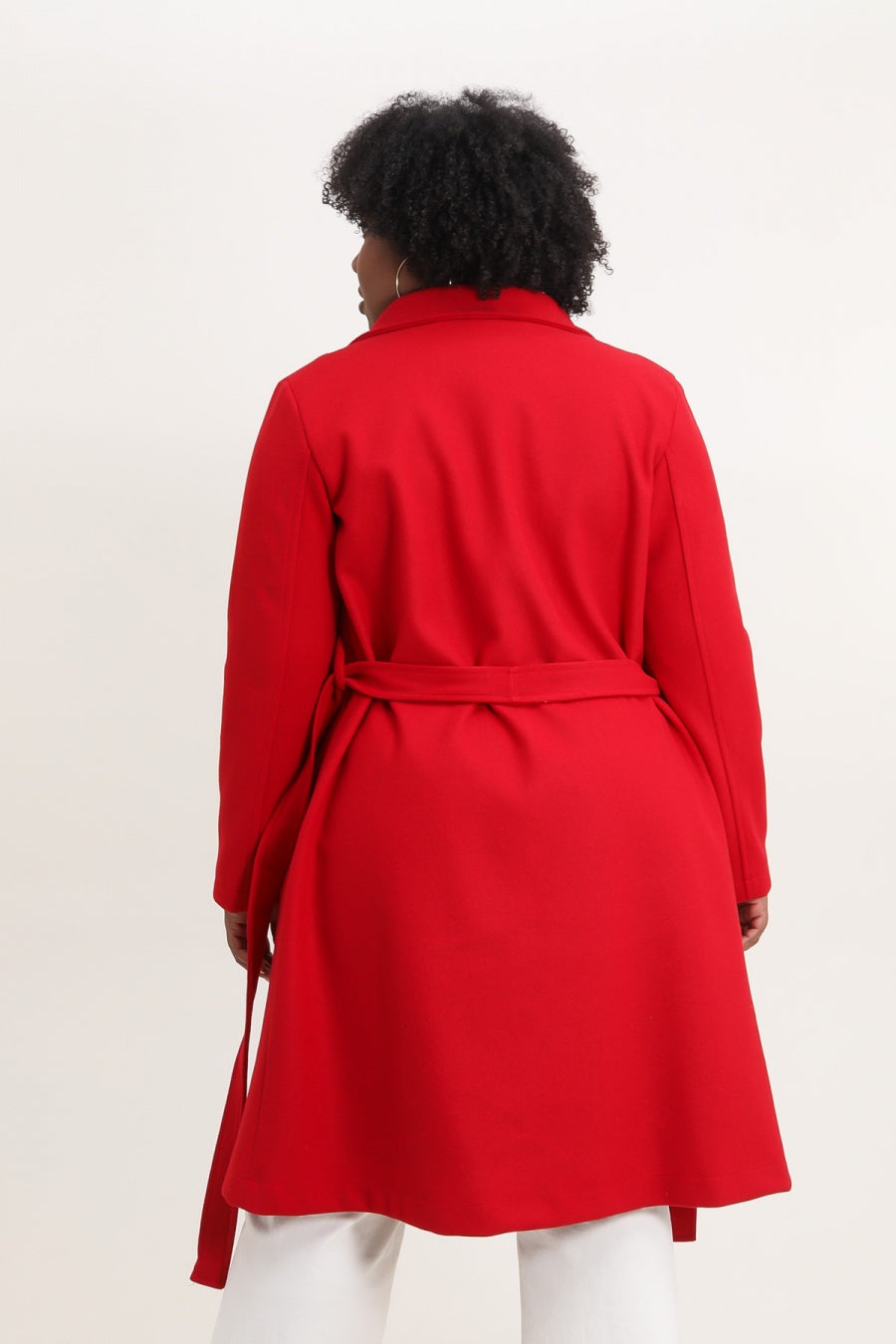 Le manteau à ceinture