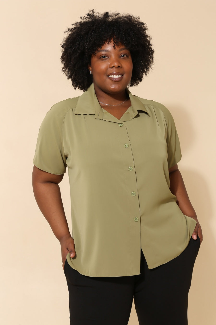 La chemise manches courtes