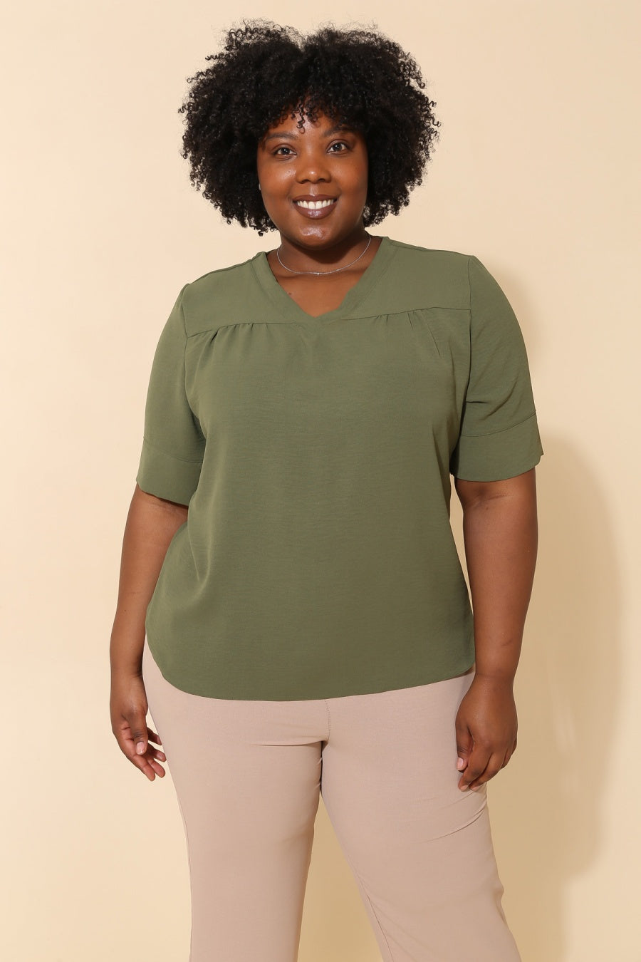 La blouse col V