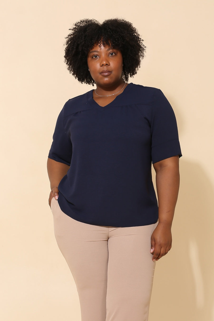 La blouse col V