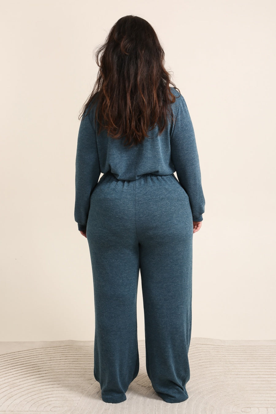 Le pantalon fluide à pinces