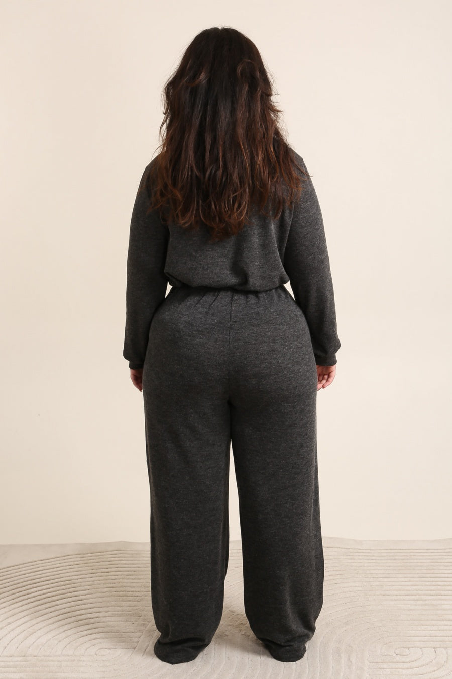 Le pantalon fluide à pinces