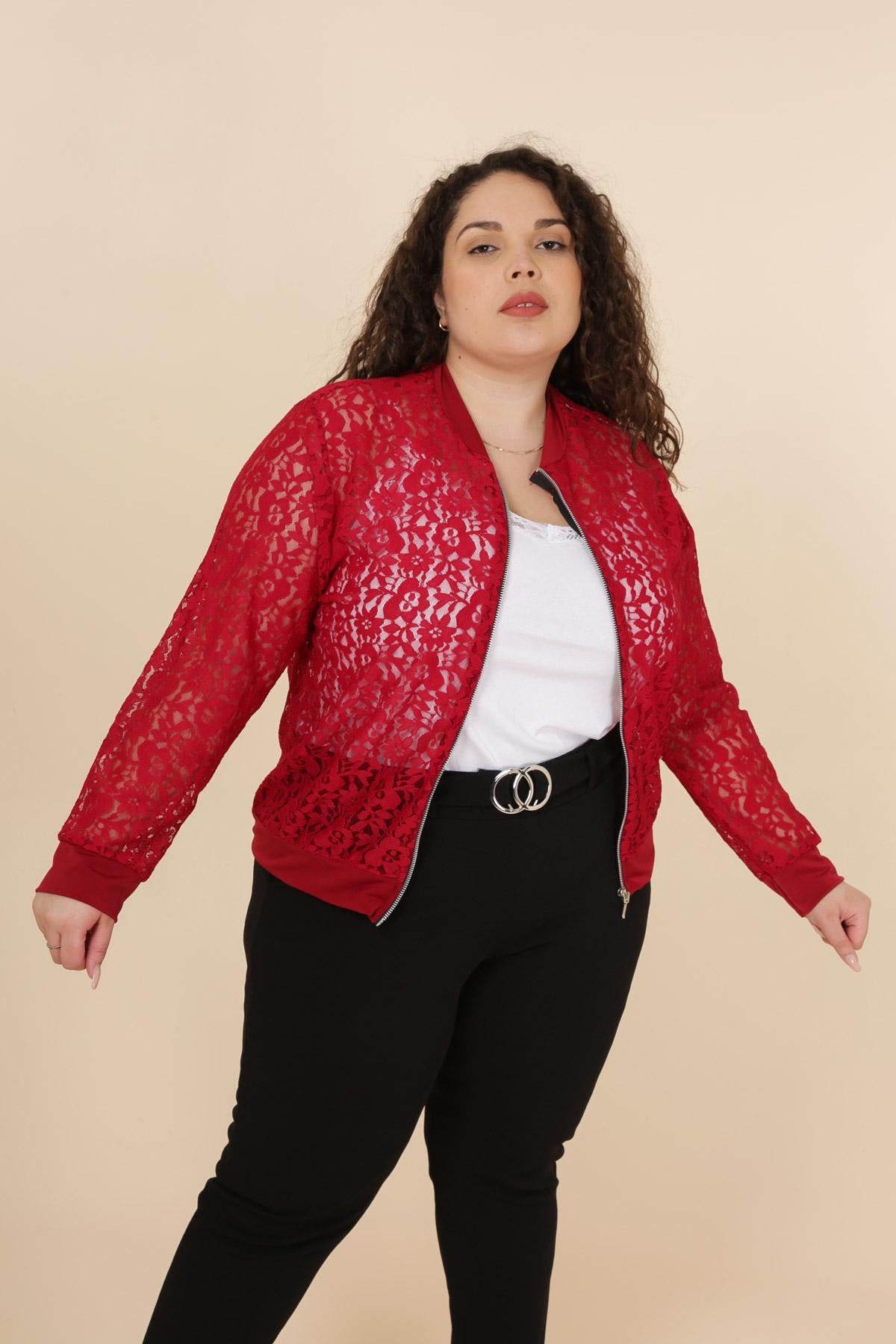Le bombers en dentelle
