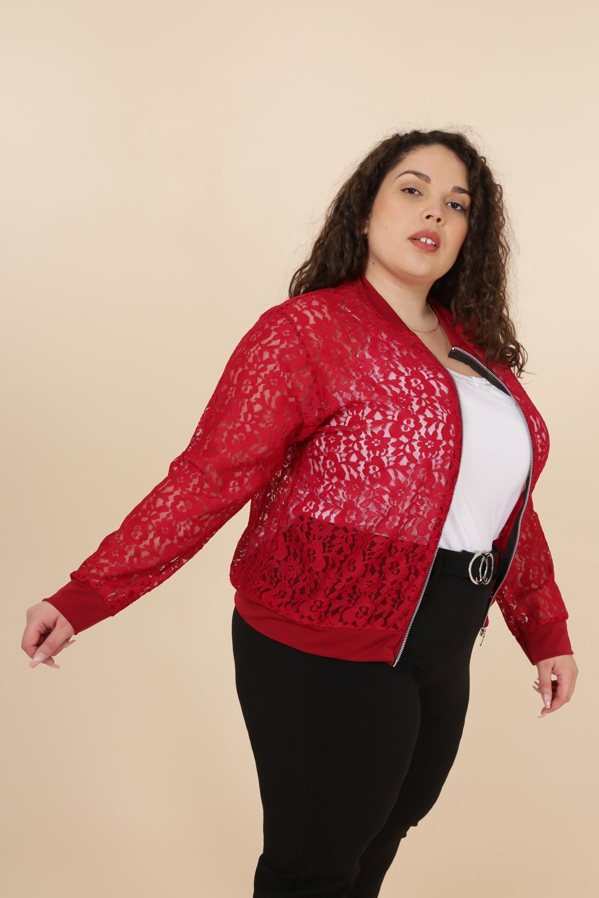 Le bombers en dentelle