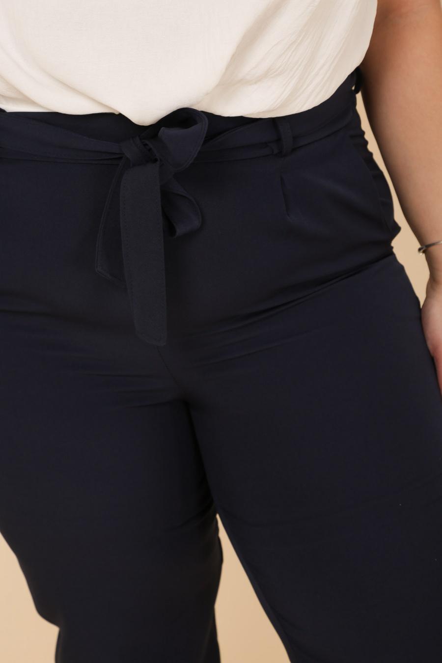 Le pantalon à ceinture - Big Fab Fashion