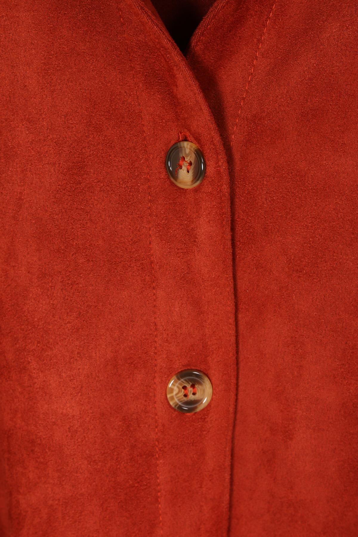 Le trench en suédine - Big Fab Fashion