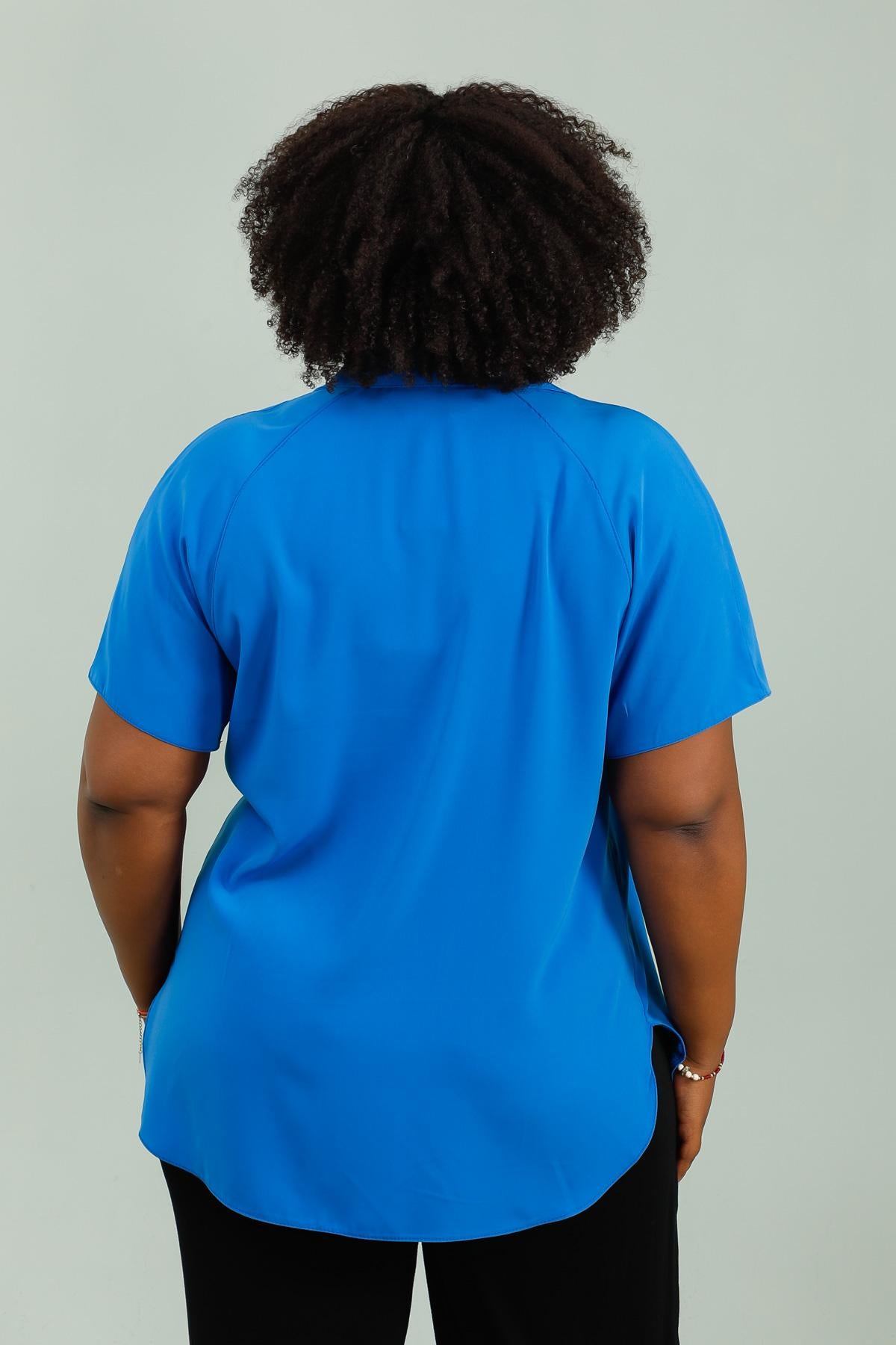La chemise manches courtes