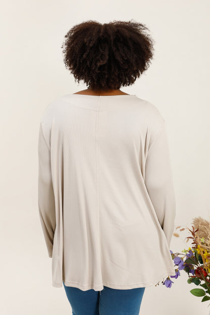 Le pull asymétrique