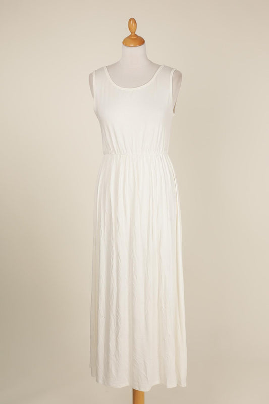 La robe à bretelles larges