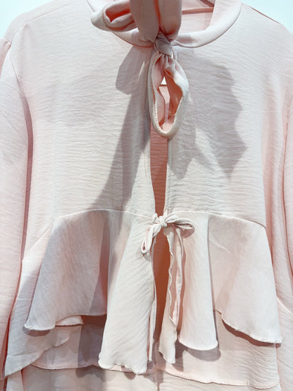 Le crop top lavallière