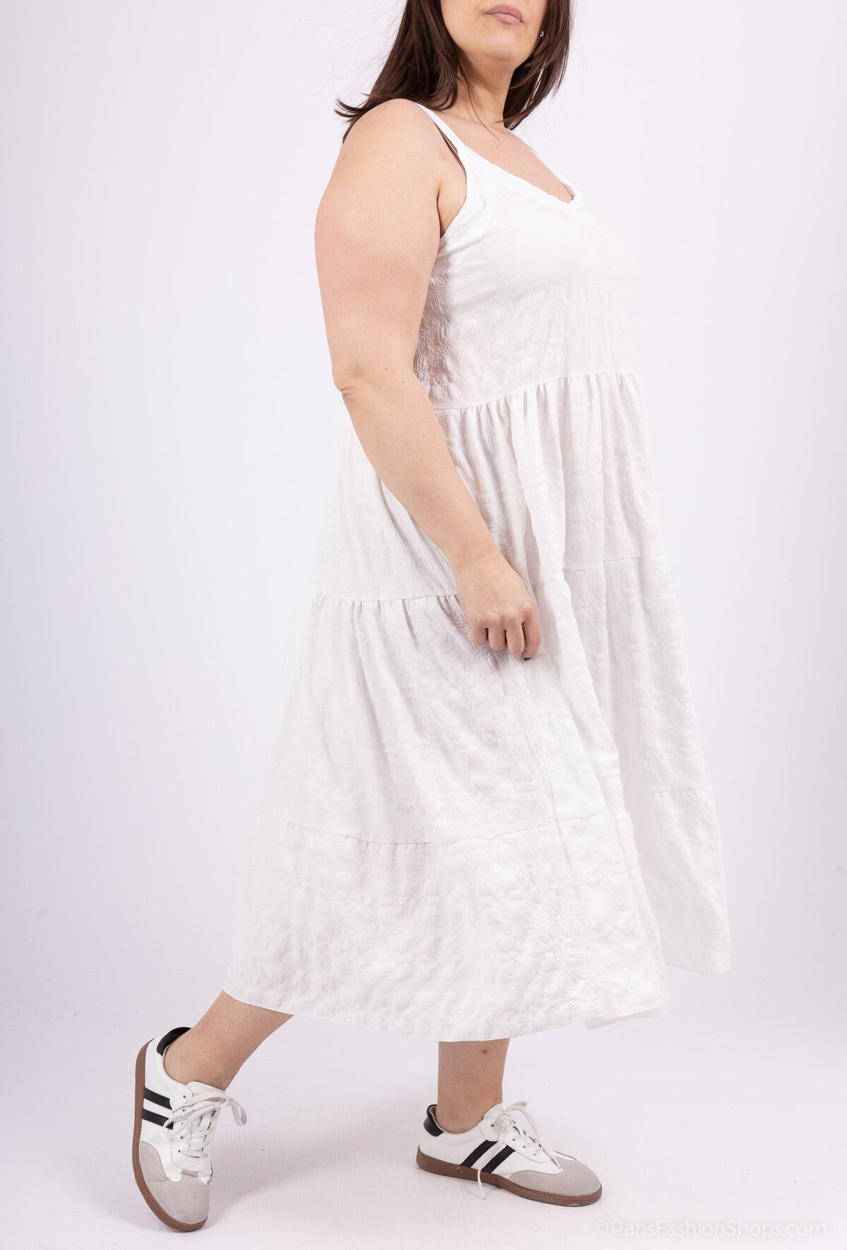 La robe babydoll à bretelles