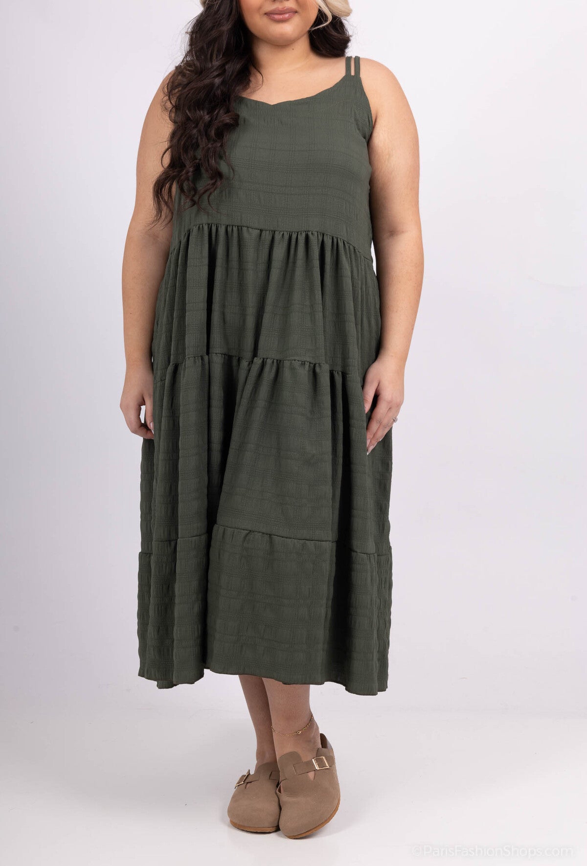 La robe babydoll à bretelles