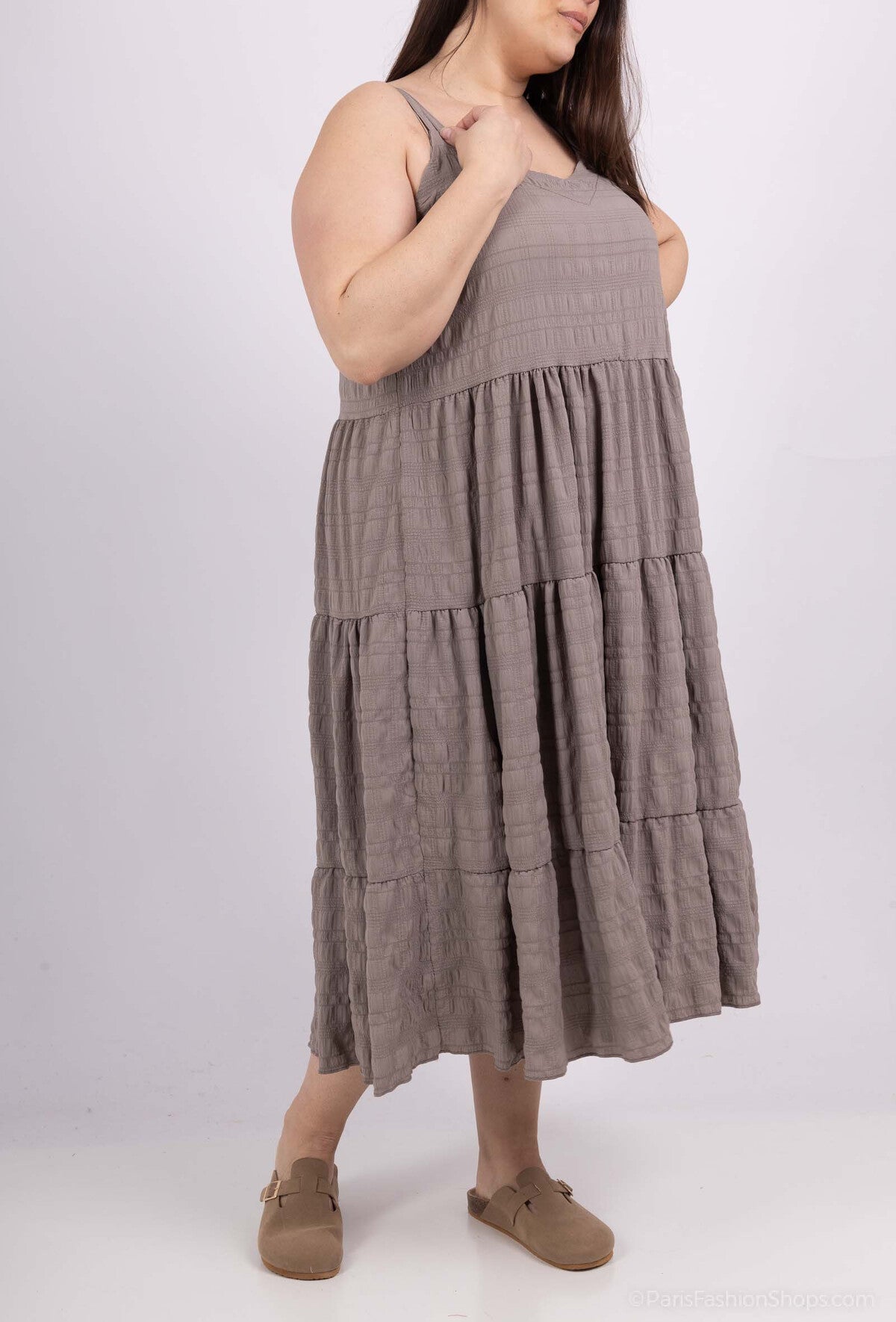 La robe babydoll à bretelles